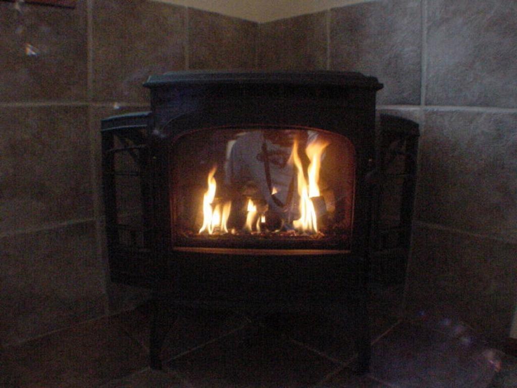 Trickling Waters Retreat Villa Marquette Room photo